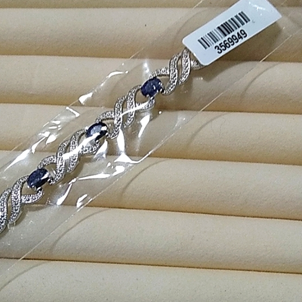Blue sapphire bracelet 8 in